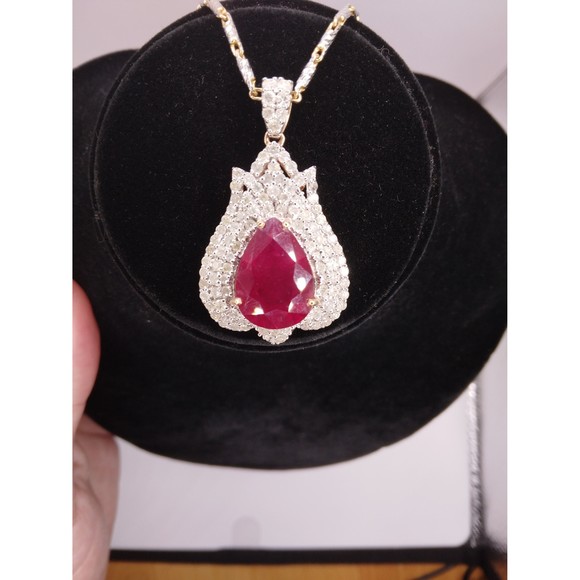 14kt Diamond Ruby Pendant with Necklace appraisal - Picture 2 of 8